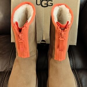 Rare UGG boots Size 10